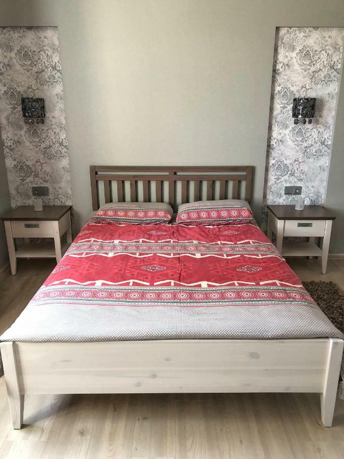 Apartment Near The Forest 格罗德诺 外观 照片
